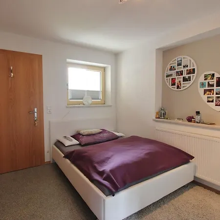 Haus Kroll 1 Apartament *