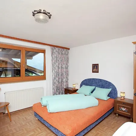 Haus Kroll 1 Apartament *