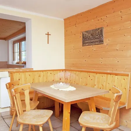 Haus Kroll 1